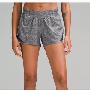 Hotty hot Lululemon 4inch low rise short. Gray.